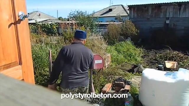 Замешивание полистиролбетона в бетономешалке
