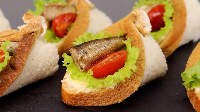 ЗАКУСКИ НА ПРАЗДНИЧНЫЙ СТОЛ Как дорого и красиво их подать, чтобы удивить гостей! Сразу 3 РЕЦЕПТА!