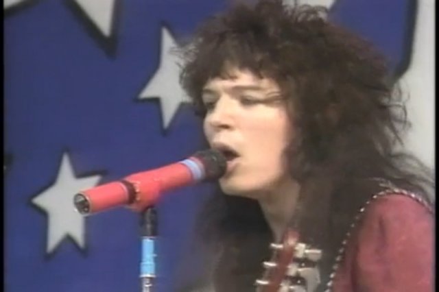 Cinderella - "Bad Seamstress Blues" (Live in Russia 1989)