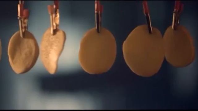 Брутальные мужчины на заводе