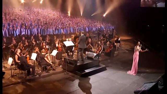 Tina Arena - Don't Cry for Me Argentina (Live in Amnéville) ft. Les 2000 choristes