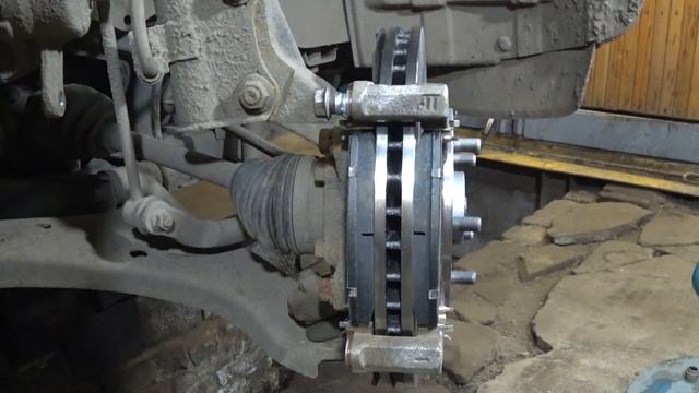 Suzuki Grand Vitara (2005-2008) - Ремонт суппорта. Suzuki Grand Vitara (2005-2008) - brake revision
