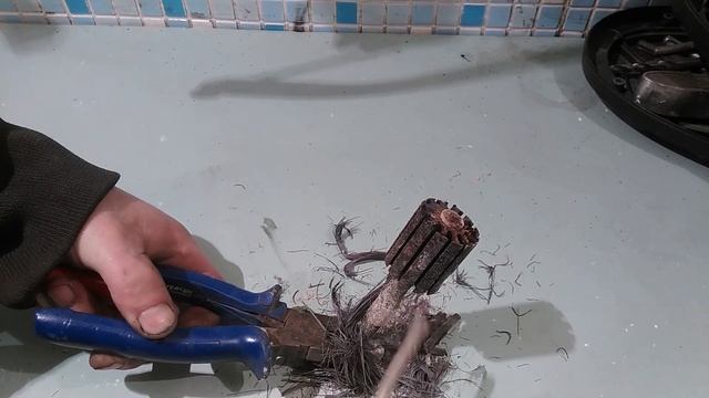 полезная самоделка из сгоревшего двигателя от болгарки самоделки