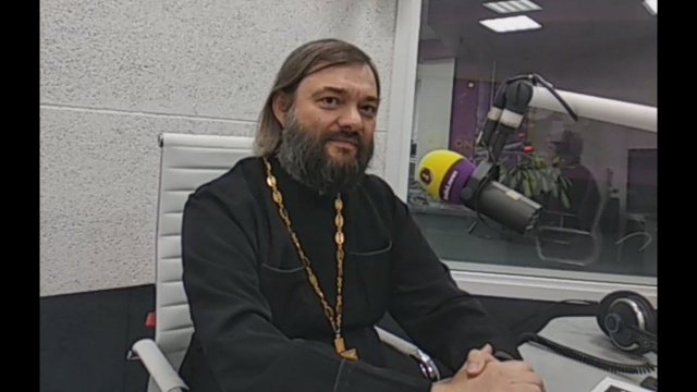 Как помочь алкоголику? Как в Церкви оказывают помощь страдающим недугом пьянства и их родственникам.