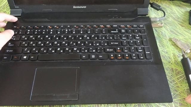 Апгрейд Ноутбука Lenovo B590 20206 / Добавляем SSD на 240ГБ и Делаем 6ГБ ОЗУ + Про Замену Процессор