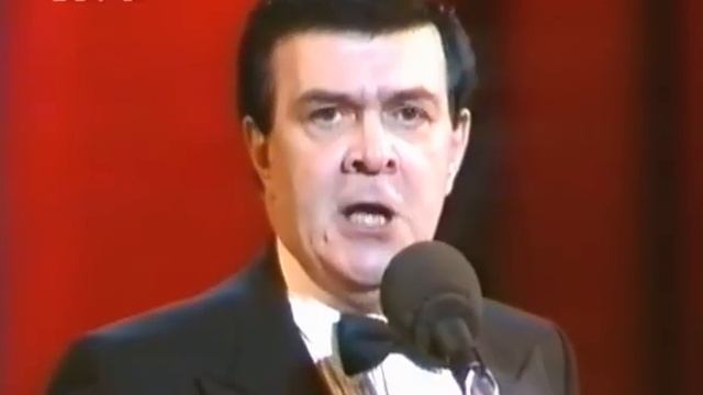 «Бухенвальдский набат», поёт Муслим Магомаев