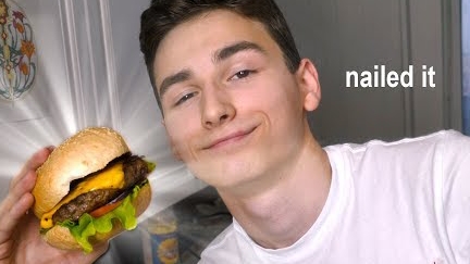 я приготовил крабсбургер - TheBrianMaps