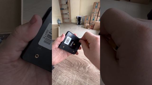 Вскрытие корпуса терминала Vendista 2G и замена Sim-карты.