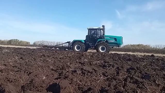 БТЗ-243К вспашка ПЛН 6-35
