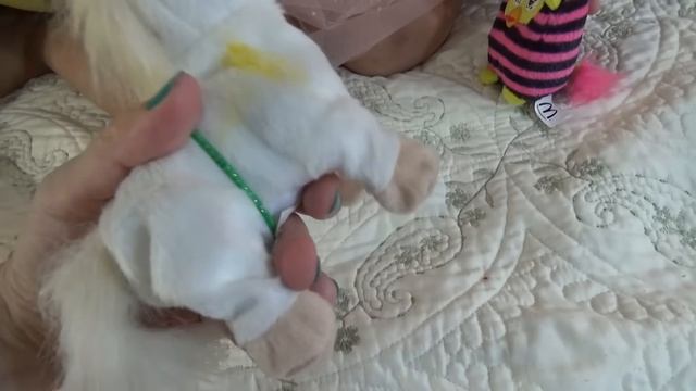 Алиса показала МЯГКИЕ ИГРУШКИ для детей Много игрушек Alice showed SOFT TOYS for children