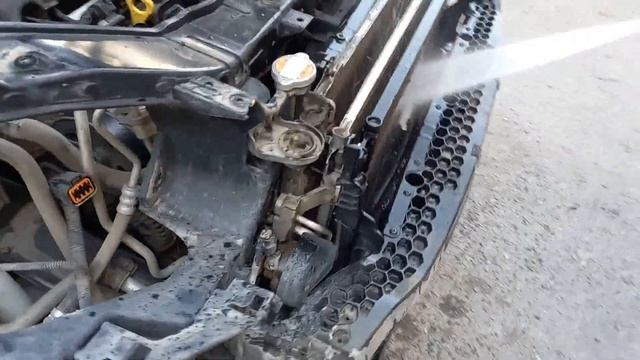 KIA SORENTO промываем радиаторы