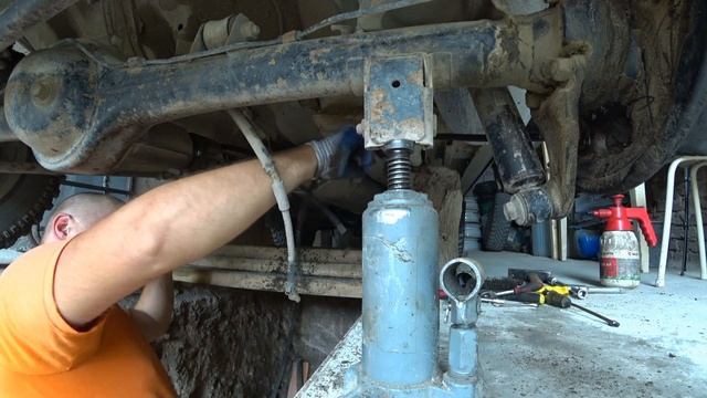 Замена тросика ручника Нива Шевроле