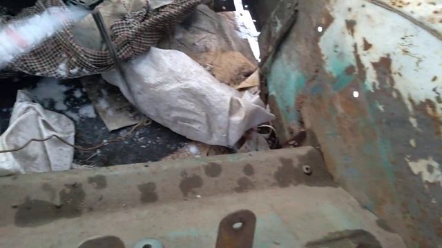 кабина трактора т40. способ увеличить внутри кабину на 20 см  не меняя кабины трактора  т40