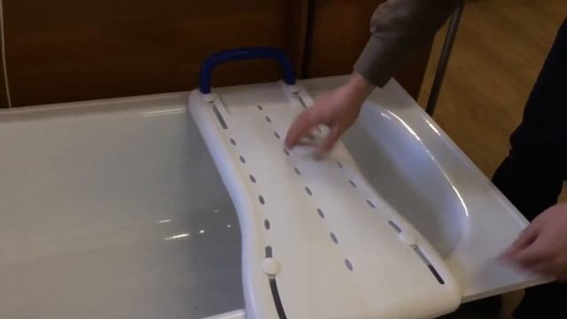 Приспособления в ванную для пожилых людей