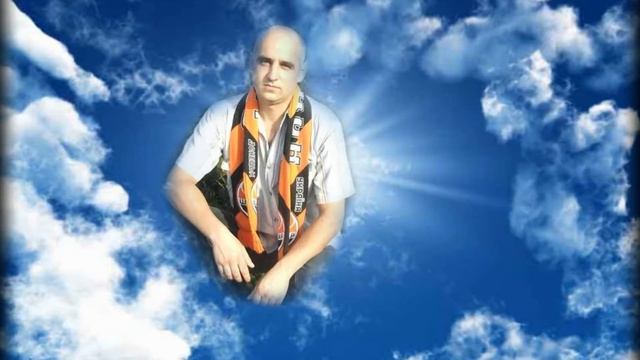 ПАМЯТИ  БЛИЗКОГО  ДРУГА  ...