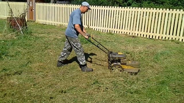 Работа колёсного тримера Champion LMH 5629