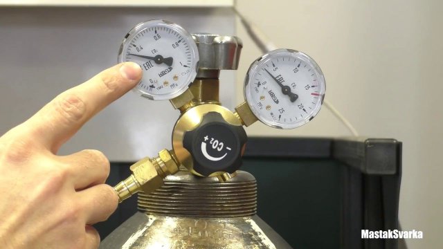 Как настроить давление на редукторе для сварки