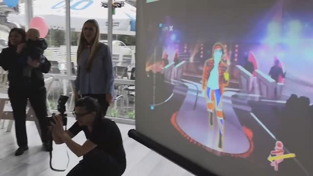 «ВЗРЫВ ТАНЦАМИ» Танцевальные игры на экране для детей, около 10 раундов заводных танцев на проекторе