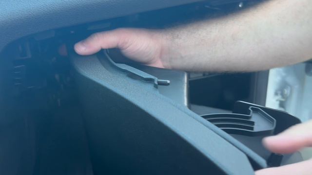 Установка демпфера бардачка lada vesta sw cross ng