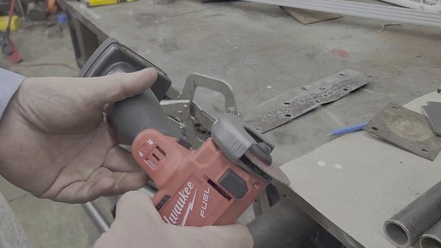 Milwaukee 2522-20 3" cutoff tool review.  m12 fuel.
