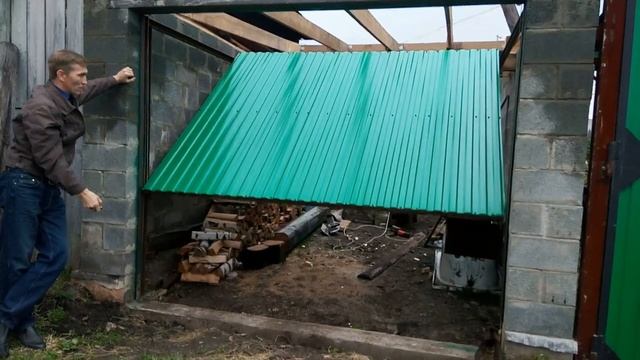 Подъёмно-поворотные гаражные ворота с установленным электроприводом без противовесов!!!
