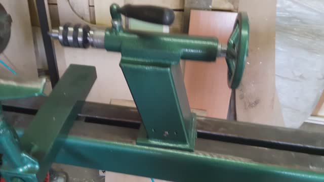 Токарный станок по дереву своими руками. ЗАДНЯЯ БАБКА.