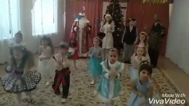 танец ,,А дед мороз летом не придёт,,