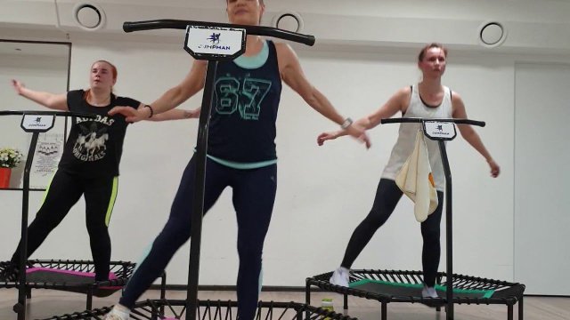 Джампинг фитнес