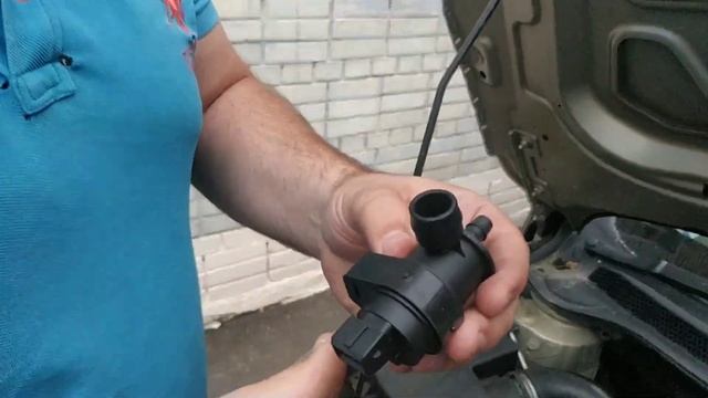 Замена датчика адсорбера Opel Astra j