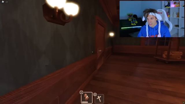 СТАЛ ВСЕМИ МОНСТРАМИ В РОБЛОКС ДВЕРИ