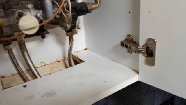 Тухнет запальник при отпускании кнопки / фитиль газовая колонка нева 4011 Neva 4011