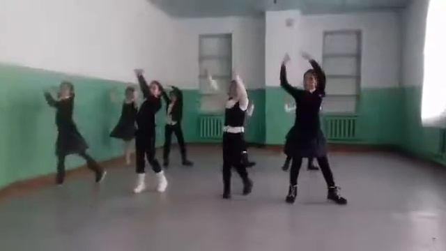 Танцы