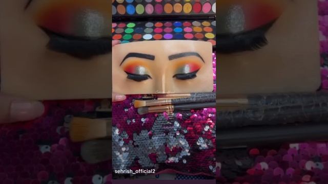 Latest glitter eyemakeup❤️plz don’t forget to like nd subscribe watch full video link in descriptio