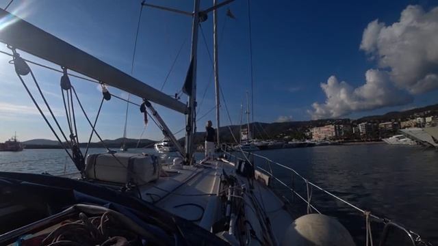 Путешествие на парусной яхте  - заправка яхты