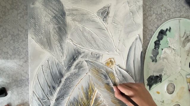 Урок рисования по интерьерной живописи. Как нарисовать объемные цветы ЦВЕТОК текстурной пастой