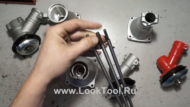 Верхний и нижний редуктор триммера.