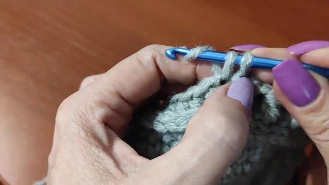 КУБАНКА объемным, красивым узором, крючком.  ШАПКА-КУБАНКА для начинающих.