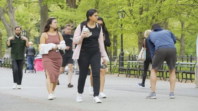 Funny Wet Fart Prank in NYC! DANCE FARTS Galore!