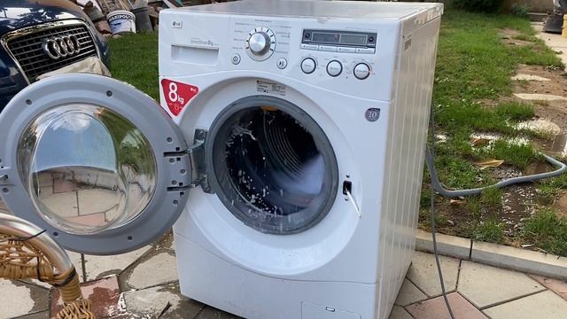Stress test: Throwing WET laundry in LG DirectDrive during spin (GONE WALKING!)