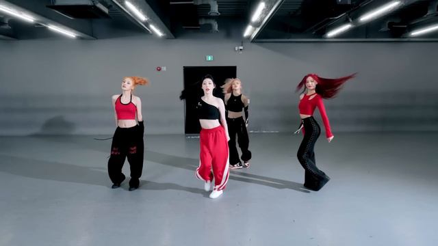 ITZY - 'Mr. Vampire' Dance Practice Mirrored [4K]