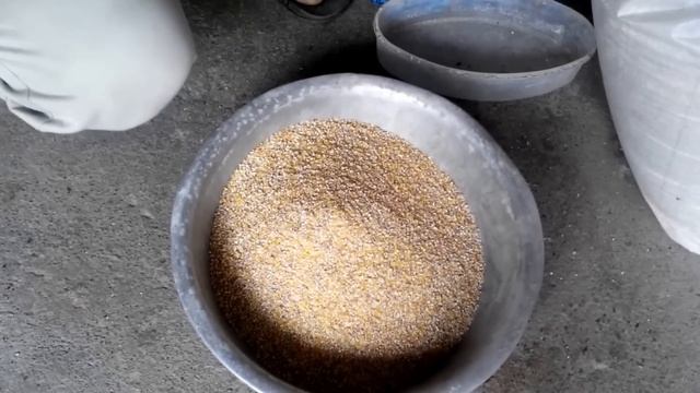 Как сэкономить и сделать комбикорм для бройлеров своими руками.