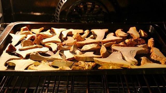 Сушка грибов в духовке