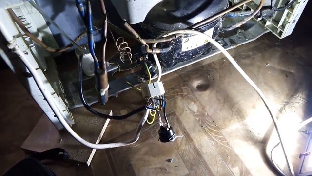 Холодильник не включается