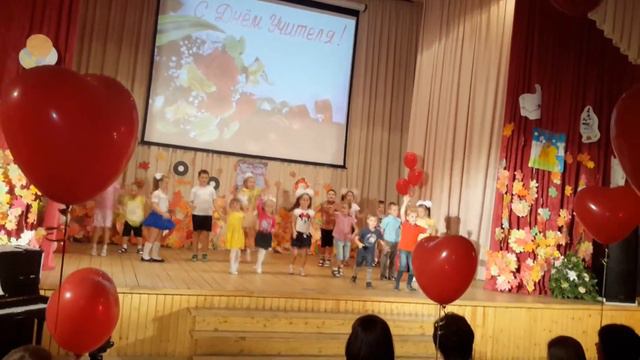 Выступление воспитанников детский сад "Созвездие"г.Видное,муз.рук.Лодоркина Т.П.