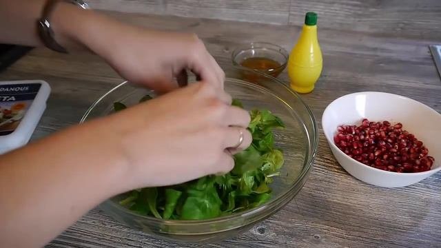Очень вкусный и полезный салат с гранатом и фетой