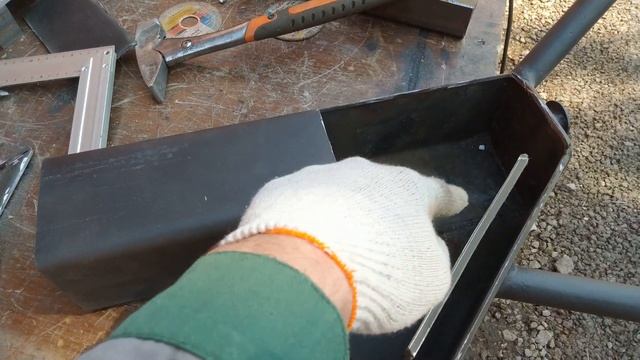 Ракетная печка из трубы 100х100 ч.1 (Работа на ошибками)