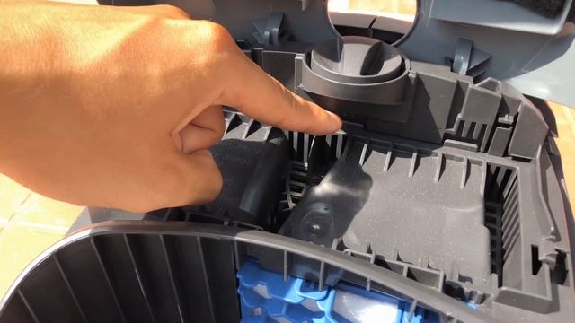 How to Change the HEPA Filter for your Miele Vacuum