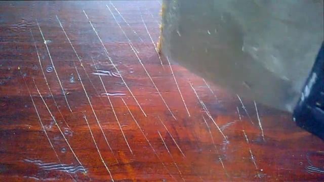 Чем снять старый лак? Снимаю старый лак дешёвой смывкой