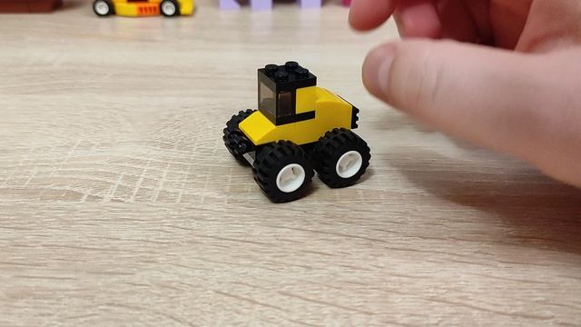 Как собрать простой трактор из конструктора Lego