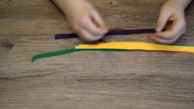 ГИРЛЯНДА своими руками. Как сделать новогоднюю гирлянду из бумаги.